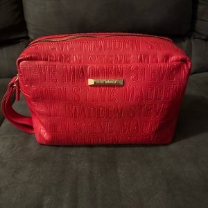 Signature leather Steve Madden make up travel set